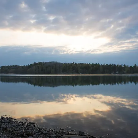 Skargardsskolan Saaristokoulu Guesthouset Houtskar
